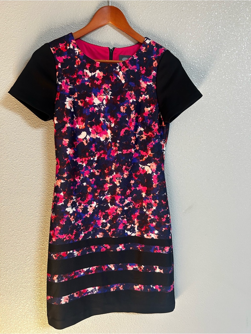 Vince Camuto Black Sheath Dress with Magenta Floral Print - Picture 2 of 5
